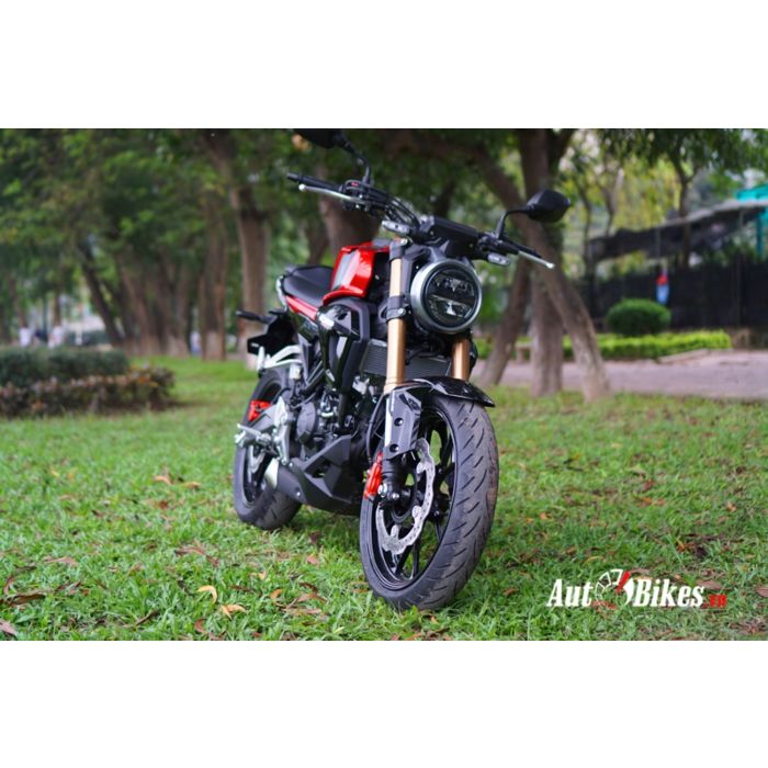 Honda Cb150R